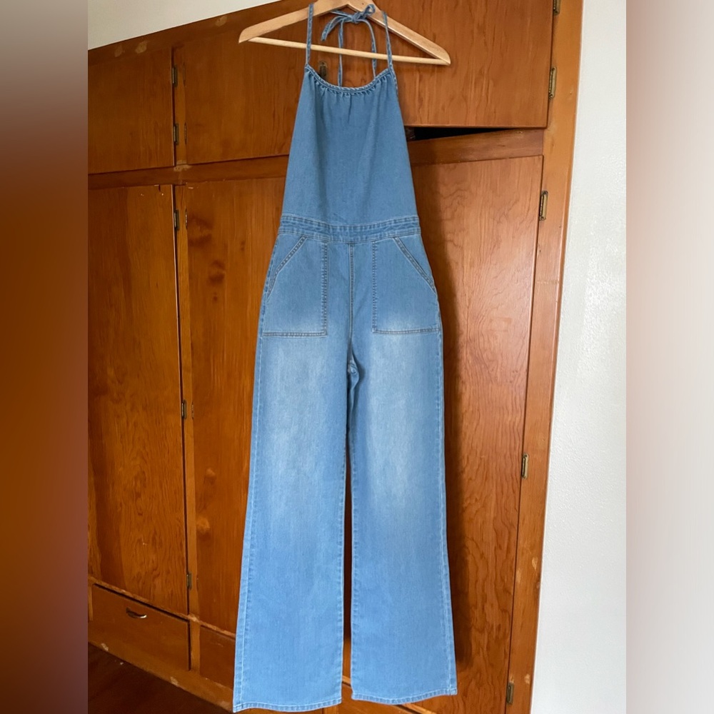 Women’s denim halter jumpsuit - small